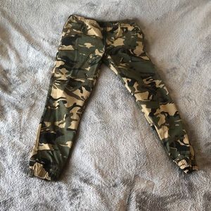 Men's Joggers - Size Medium